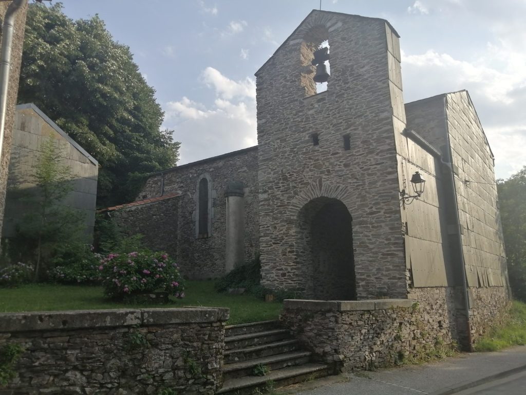 Sentier des bornes médiévales